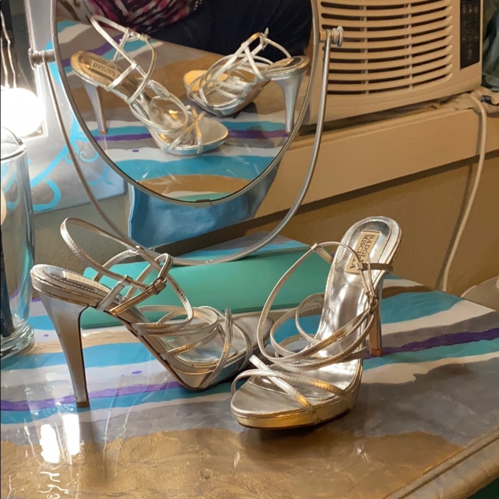 Silver badgley mischka heels